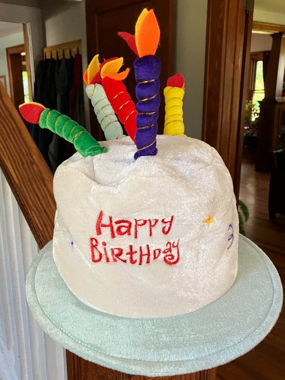 Rubie’s F56767 Happy Birthday Cake Topper Hat Plush Party Hat